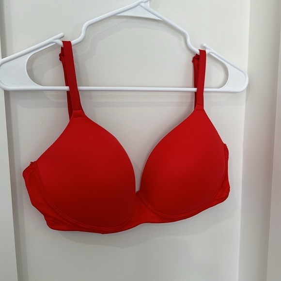PINK - bra in size 34DD wireless / unwired. color: red. in great condition - Picture 2 of 6